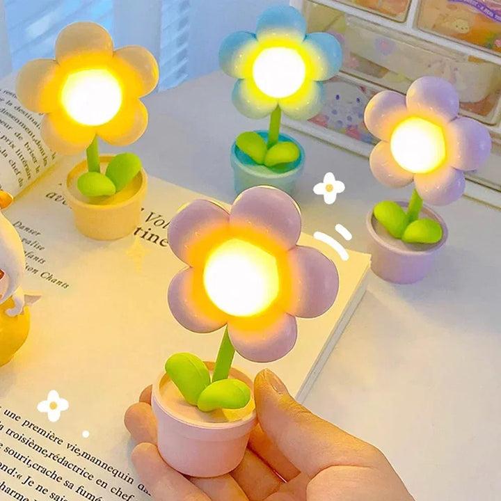 Kleine Blumenberuhigungs-Tischlampe - BlossomGlow
