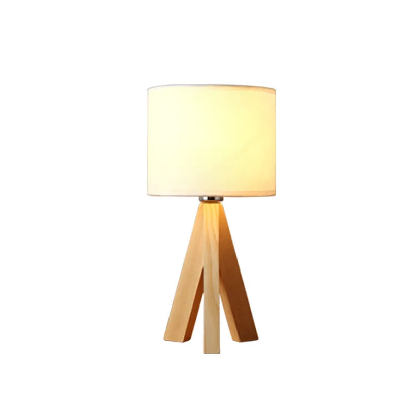EcoLight – Holz Tischlampe mit modernem Design