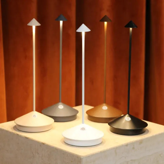Moderne LED Tischlampe - CalmLight