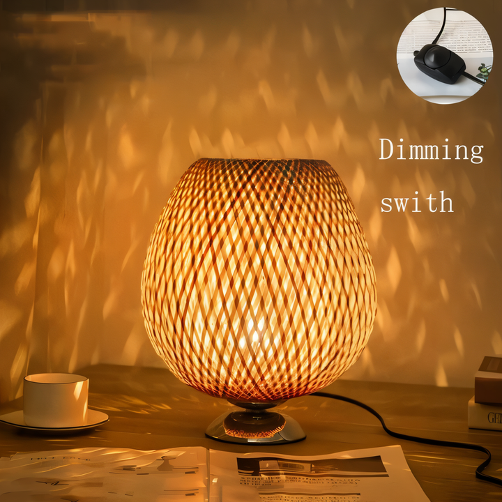 NatureHue Vintage Bamboo Tischlampe Kreative Geflochtene Rattan Schreibtischlampe