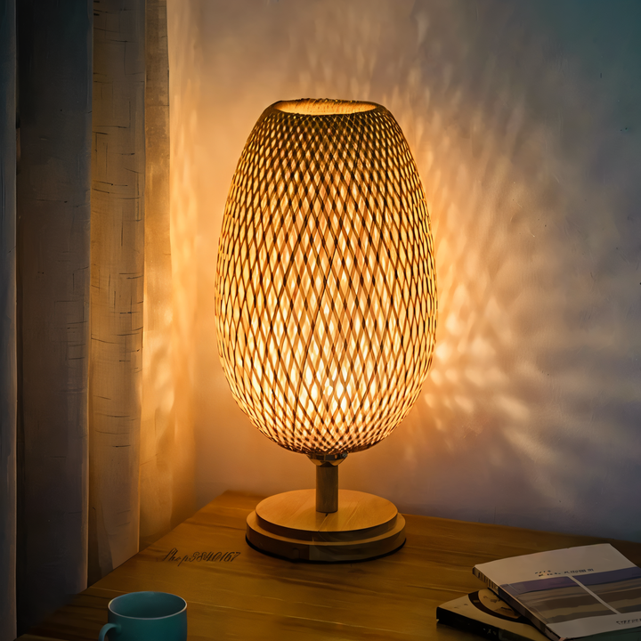 NatureHue Vintage Bamboo Tischlampe Kreative Geflochtene Rattan Schreibtischlampe