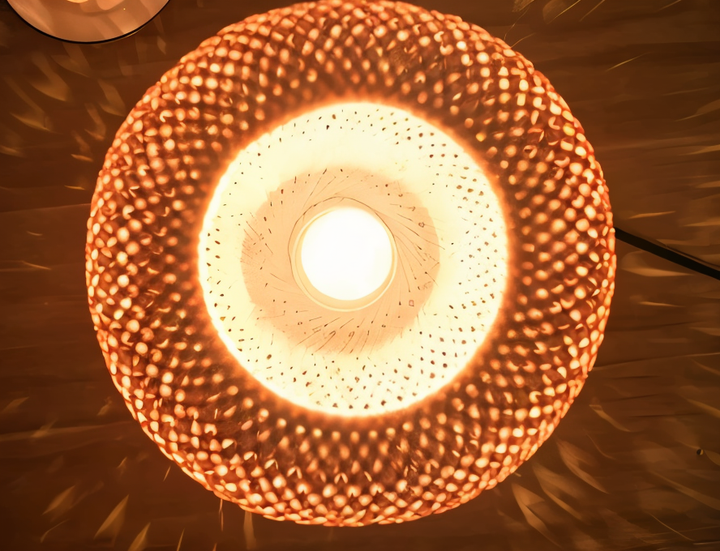 NatureHue Vintage Bamboo Tischlampe Kreative Geflochtene Rattan Schreibtischlampe