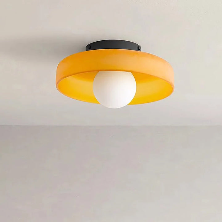Nordic Elegance - Die GlassGlow Deckenlampe für Ihr Zuhause
