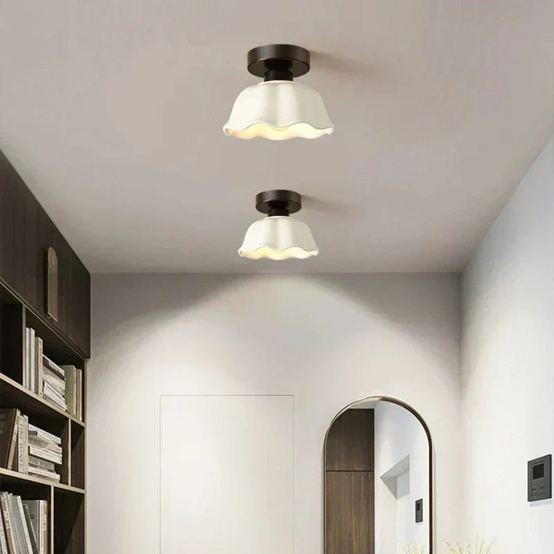 GleamSphere - Elegante Chandeliers aus Keramik und Glas