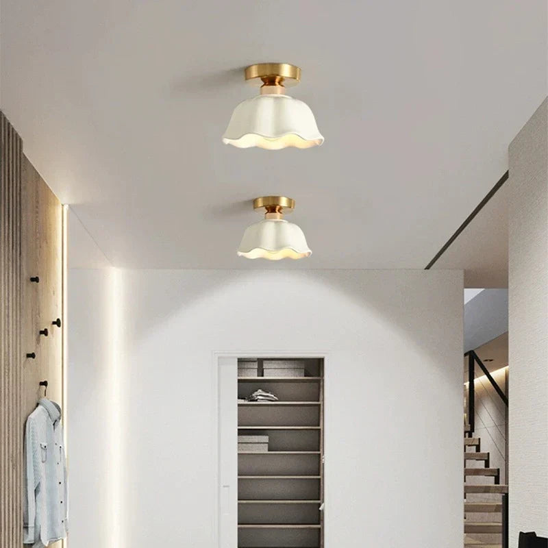 GleamSphere - Elegante Chandeliers aus Keramik und Glas