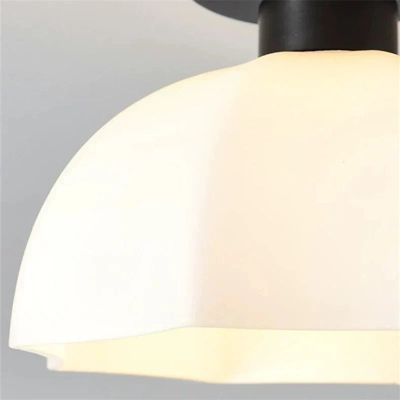 GleamSphere - Elegante Chandeliers aus Keramik und Glas
