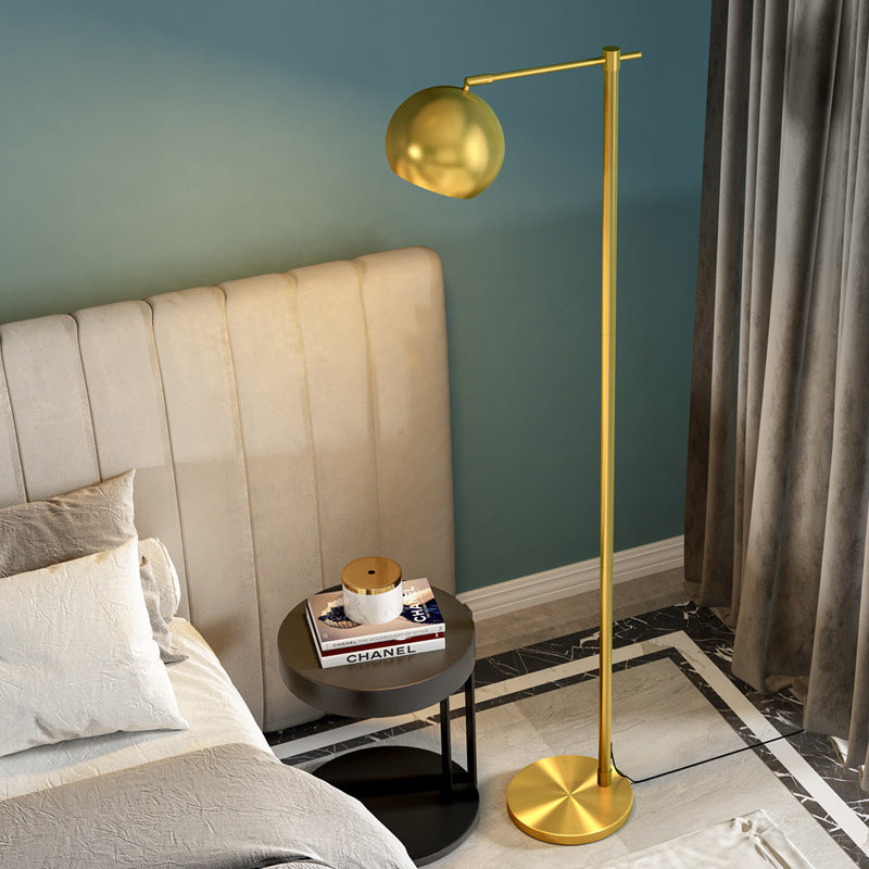 Verstellbare Metall-Stehlampe