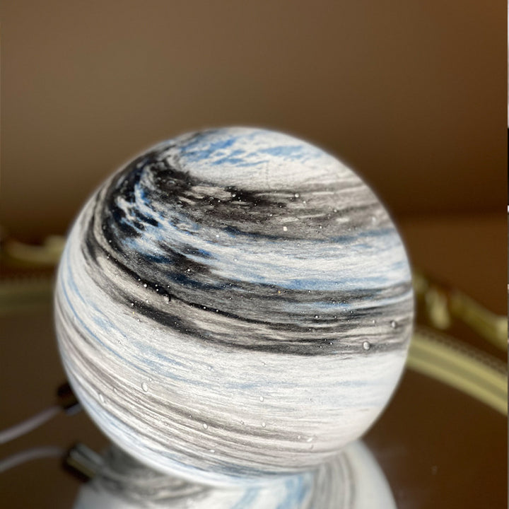 Marmorwirbel-Orb-LED-Tischlampe