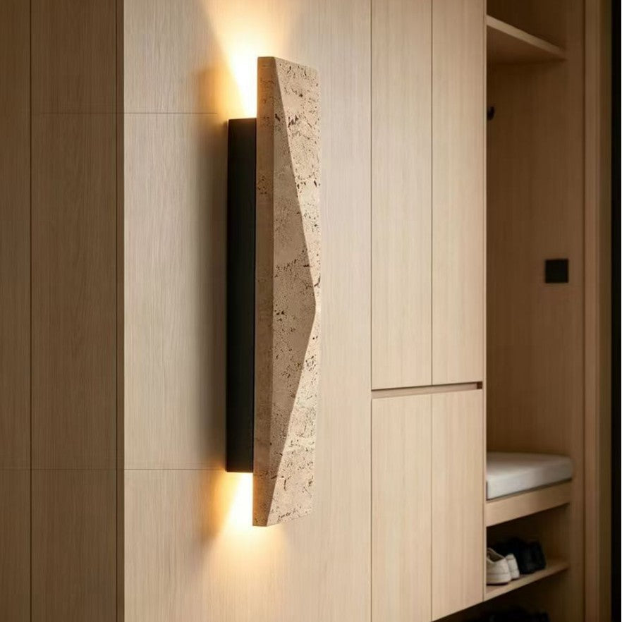 Moderne geometrische Wandleuchte