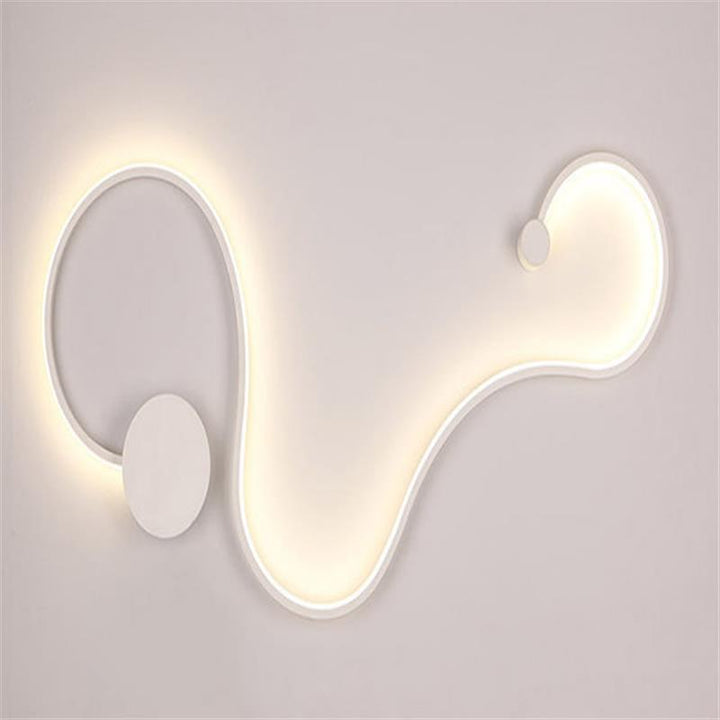 Skulpturale LED Wellenwandlampe