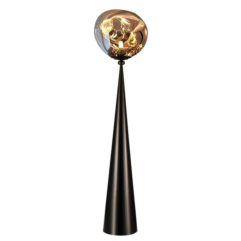 Künstlerische Stehlampe mit einzigartigem geometrischen Design