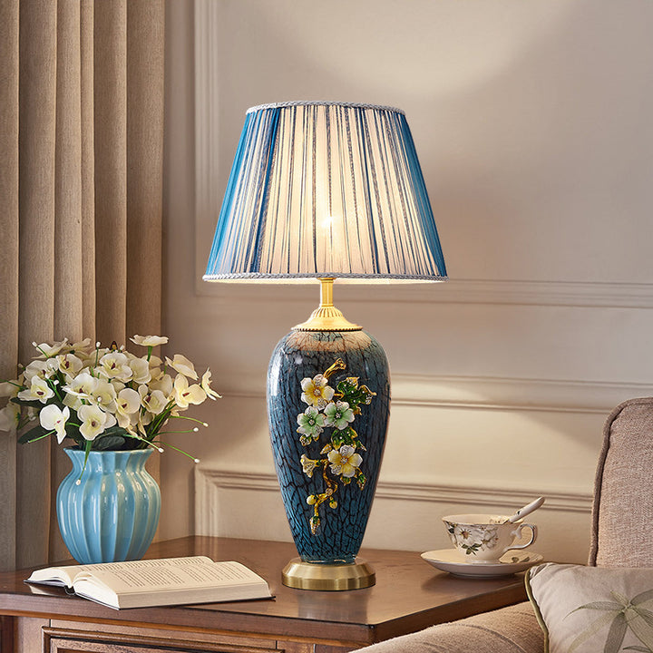 Verschnörkelte Blumen Tischlampe