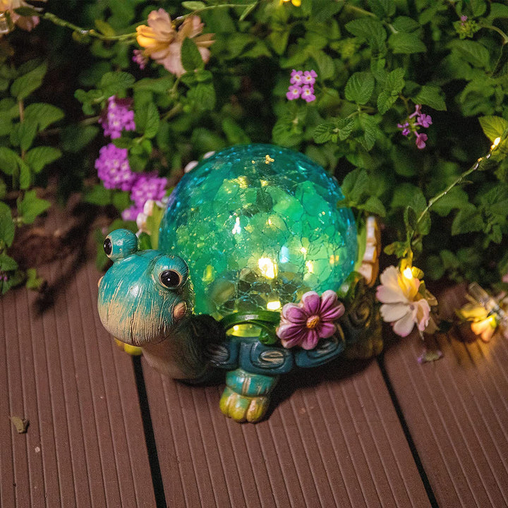 Solarbetriebene Gartenzwerg-Skulptur mit integrierten LED-Fairy Lights und Schildkröten-Topf