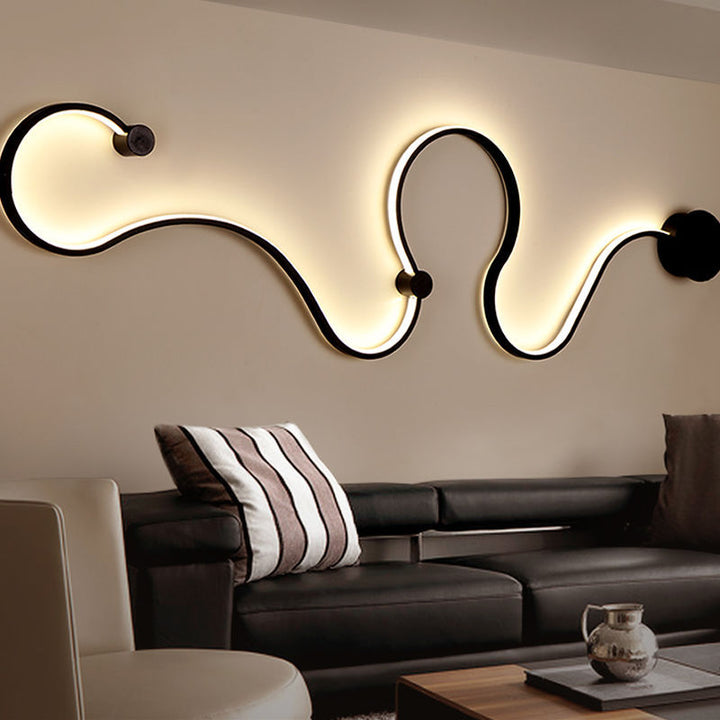Skulpturale LED Wellenwandlampe