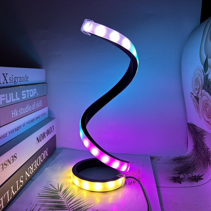 Moderne LED Spiral Akzentlampe