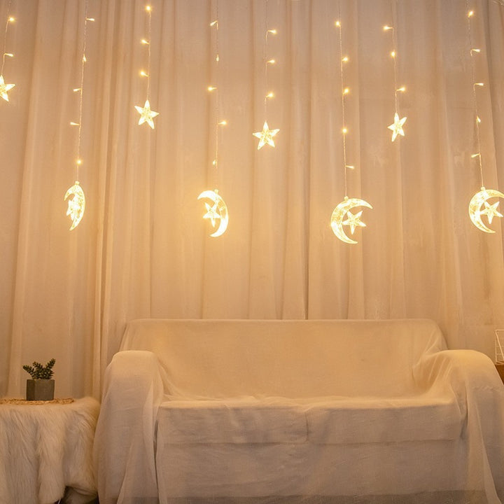 Hängende Stern- und Halbmond-LED-Vorhang-Lichterkette für Schlafzimmer-Ambiente