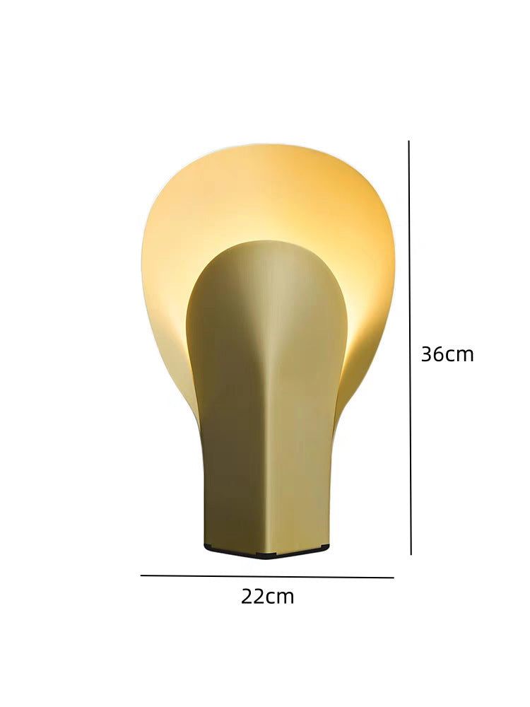 Moderne Minimalistische Tischlampe mit Eleganter Rundschattierung