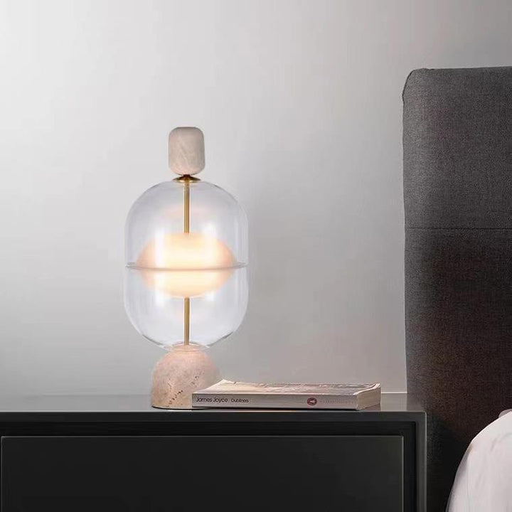 Minimalistische Glas- und Metall-Stehlampe