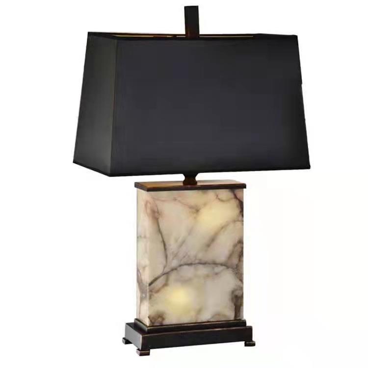 Zeitgenössische Marmor- und Stoff-Tischlampe
