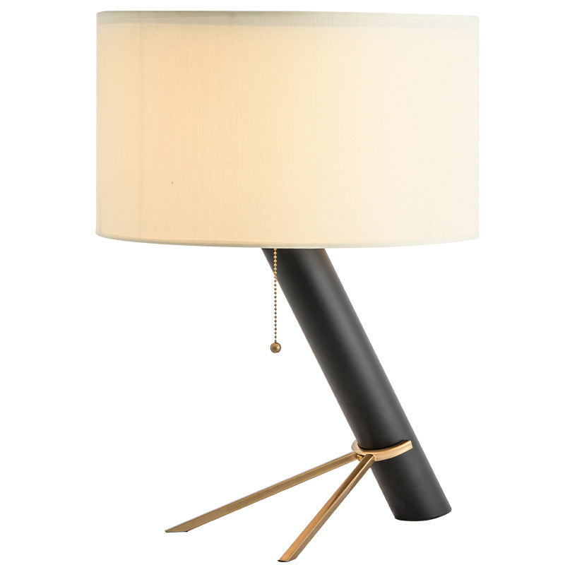 Moderne geometrische Tischlampe