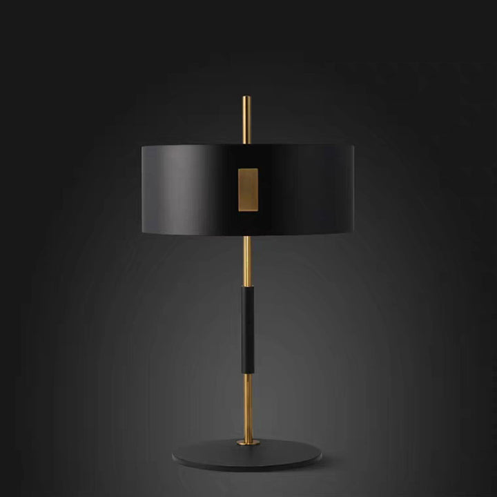 Zeitgenössische Tischlampe mit stilvollem Design