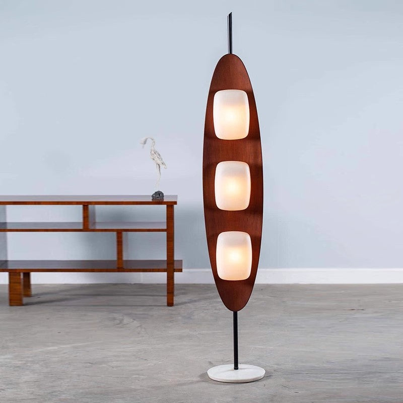 Moderne skulpturale Stehlampe