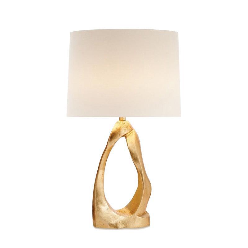 Skulpturale Tischlampe mit elegantem goldenen Sockel