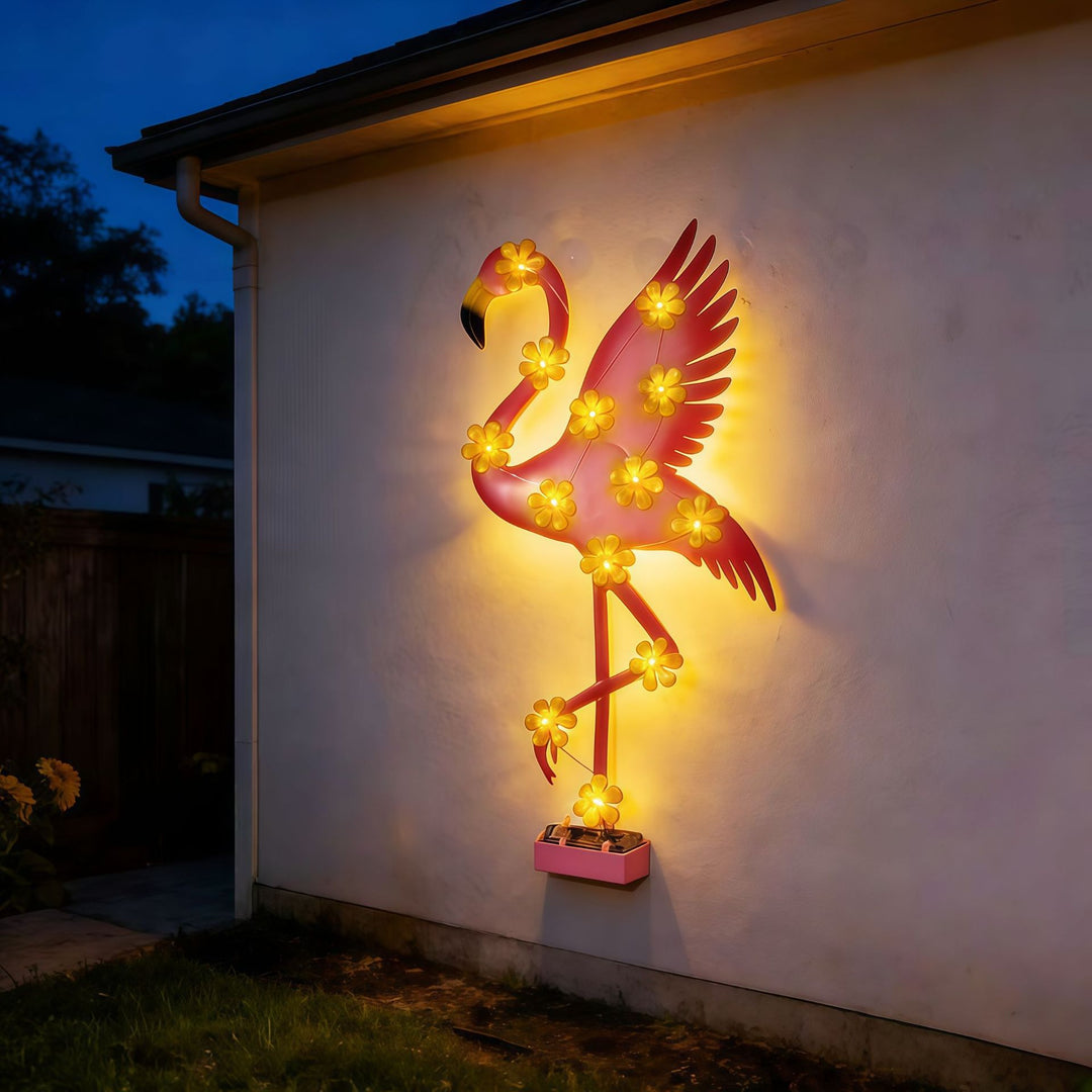 Solarbetriebene Flamingo LED Gartenstehleuchte mit Blumenakzentlampen