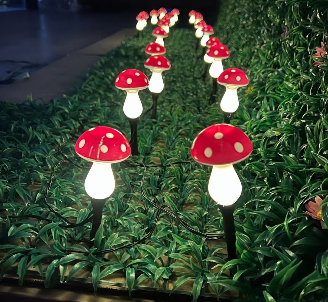 Dekorative Solar-Pilz-Gartensteckerlichter