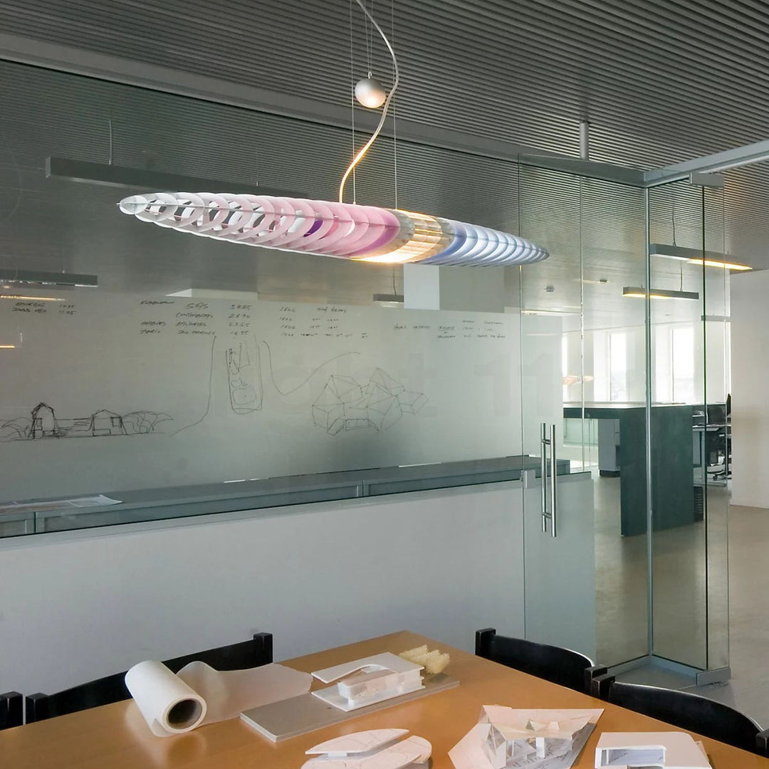 Elegante abstrakte LED-Kronleuchter