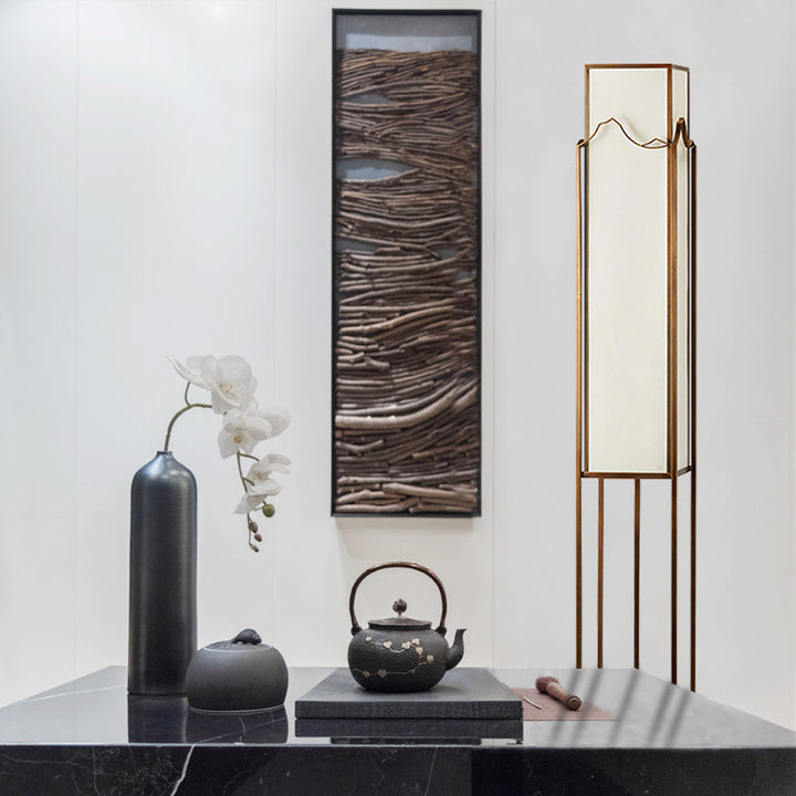 Elegante Slim Stehlampe