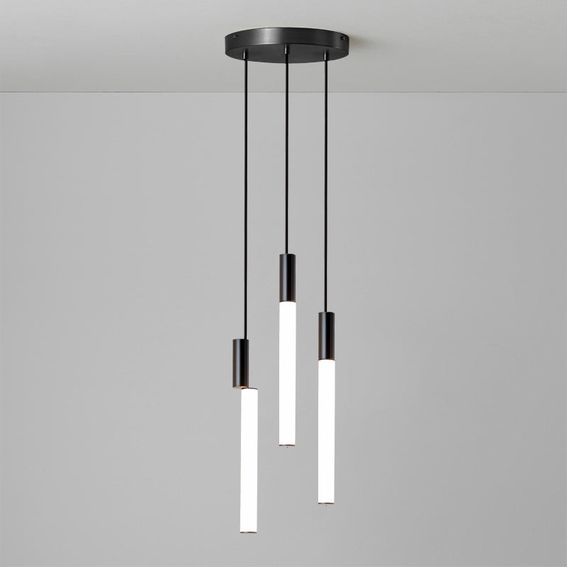 Moderner minimalistischer Pendelleuchte mit doppelten Röhren