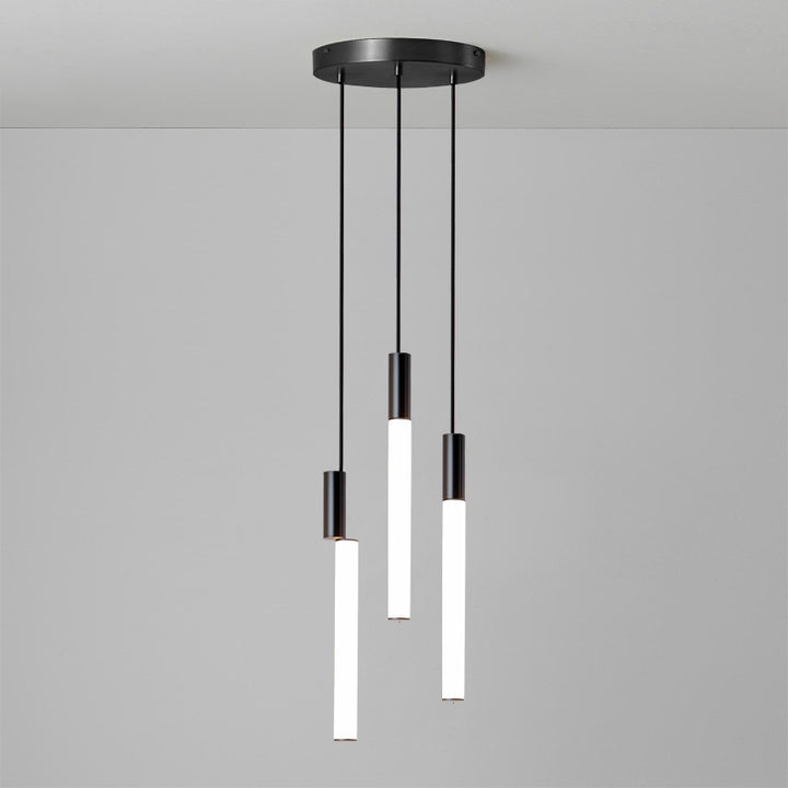 Moderner minimalistischer Pendelleuchte mit doppelten Röhren