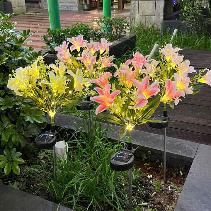 Solar LED Lily Gartenstecker Licht mit integrierter Feenlichterkette und lebensechten Seidenblättern