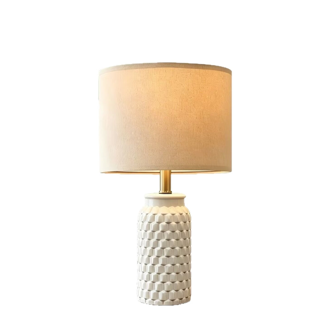 Strukturierte Keramik Tischlampe
