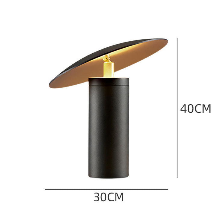 Moderne minimalistische Tischlampe