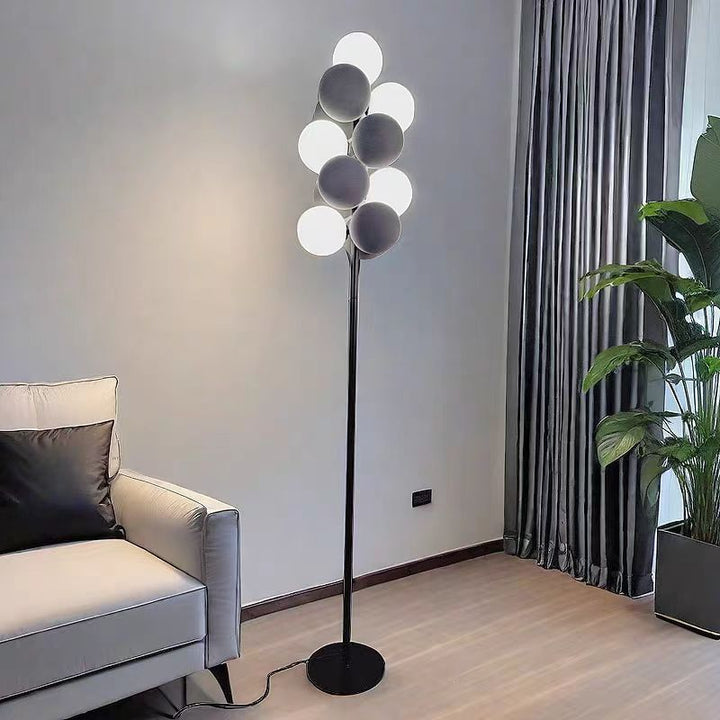 Moderne geometrische Kugel Stehlampe