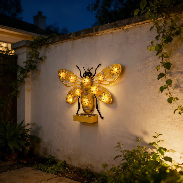 Dekorative Solar LED Bienen Wandskulptur mit Blumen-Lichterkette und Metallhalterung