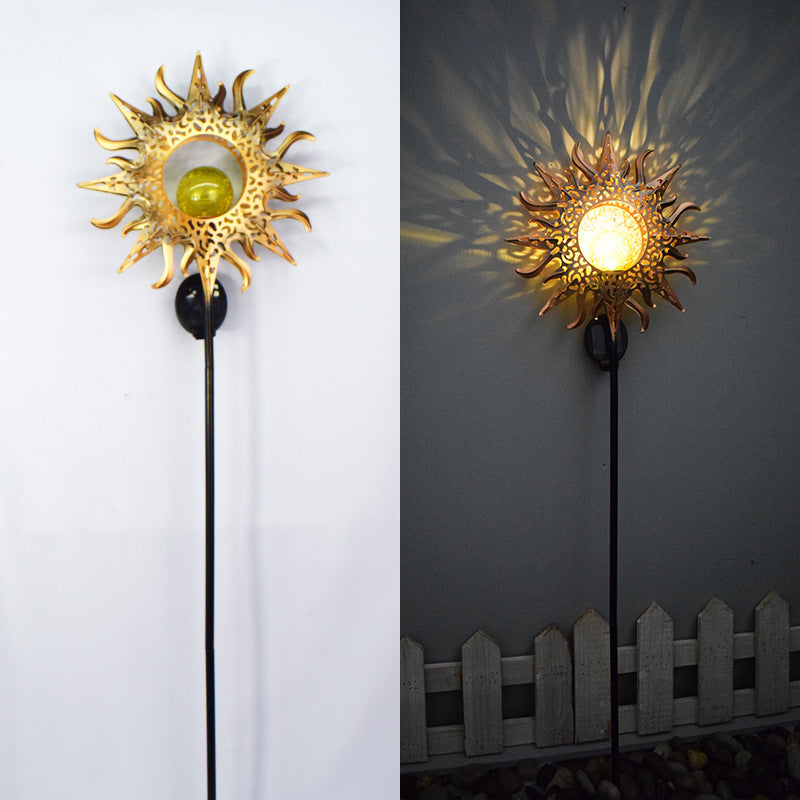 Solarbetriebene Filigrane Halbmond Stake Laterne
