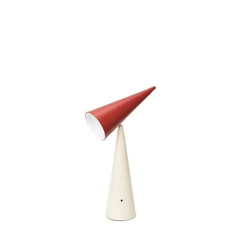 Moderne kunsthandwerkliche Tischlampe
