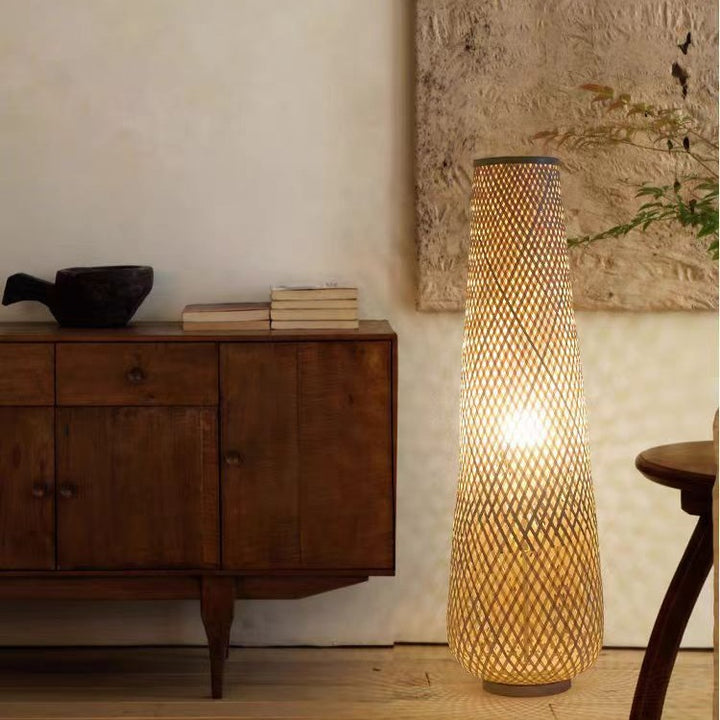 Künstlerische Rattan Stehlampe
