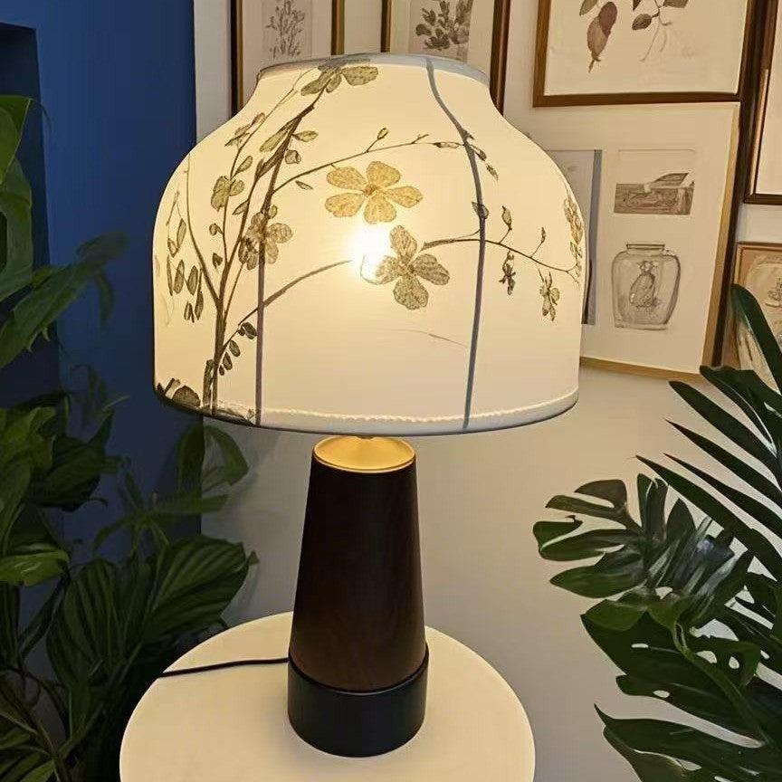 Florales Design Tischlampe