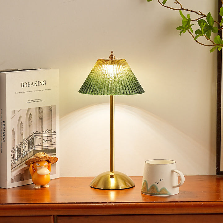 Rippenglas-Schirm Schreibtischlampe mit gebürstetem Messingstamm