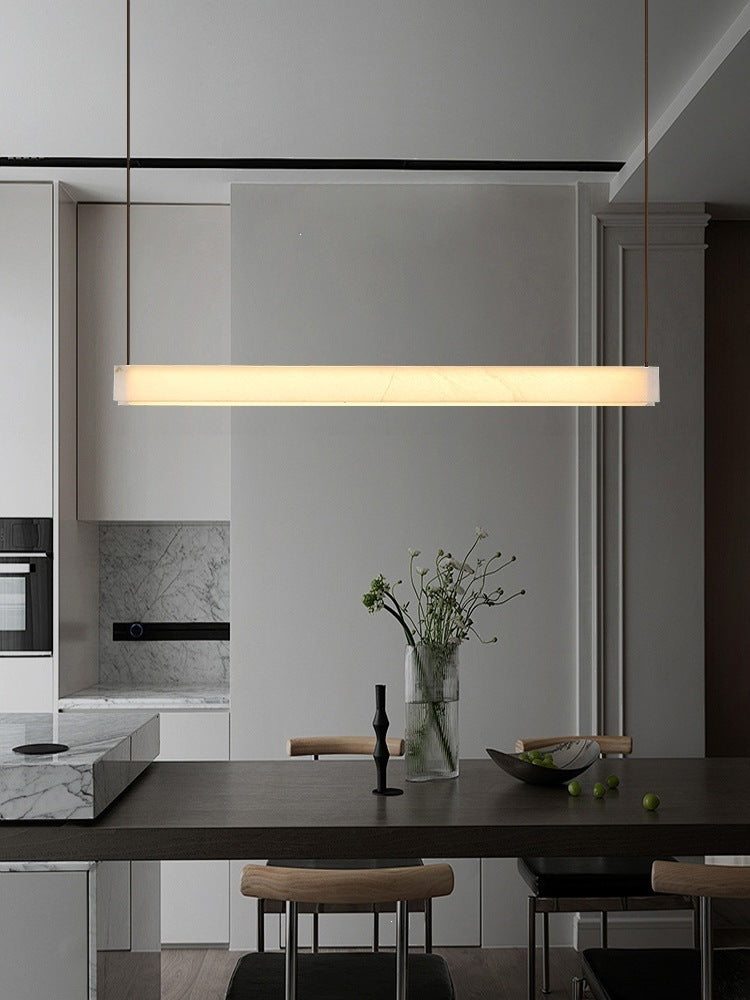 Moderne lineare LED-Pendelleuchte