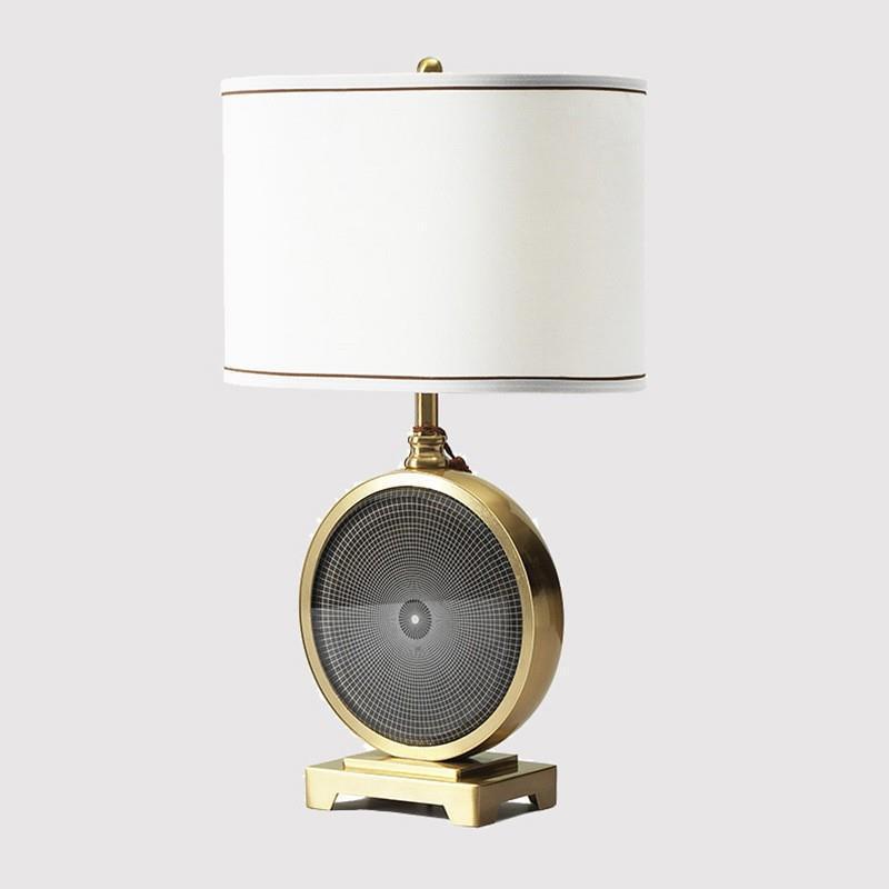 Stylische retro-inspirierte Tischlampe