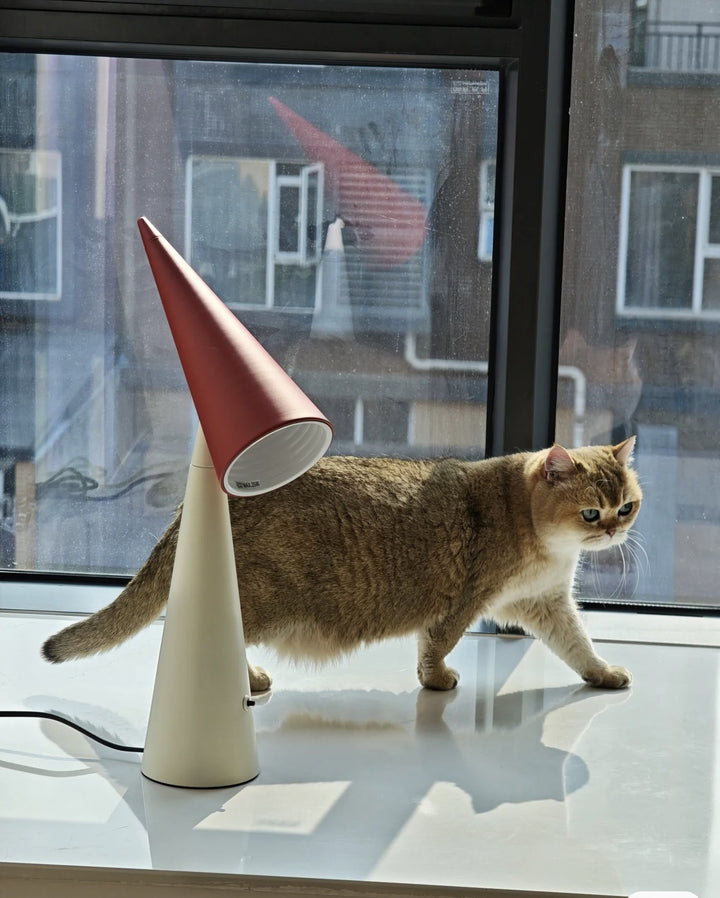 Moderne kunsthandwerkliche Tischlampe