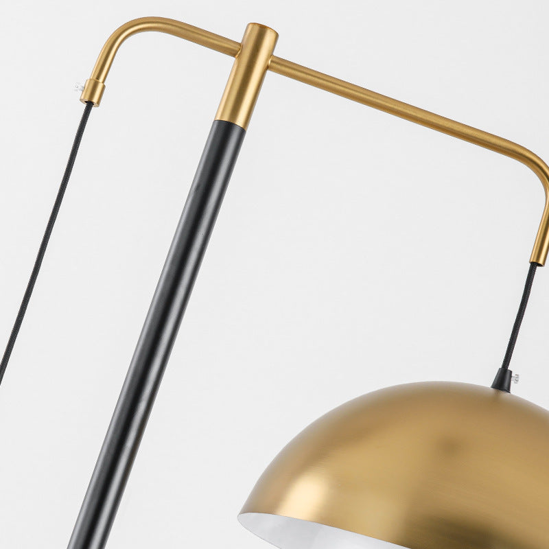 Moderne Industrielle Stehlampe mit verstellbarem Schirm