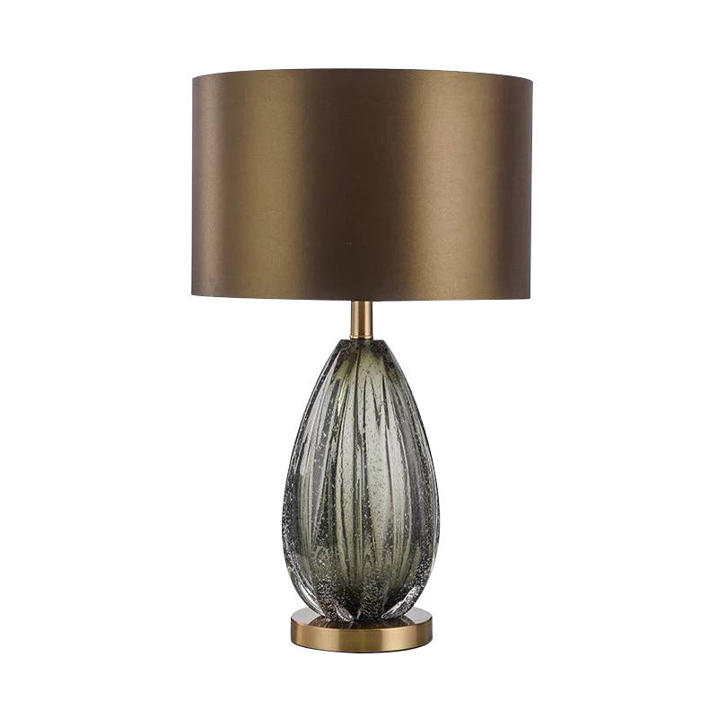 Elegante Glaskanten-Tischlampe