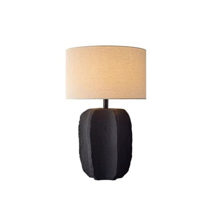 Skulpturale Stehlampe aus Stein