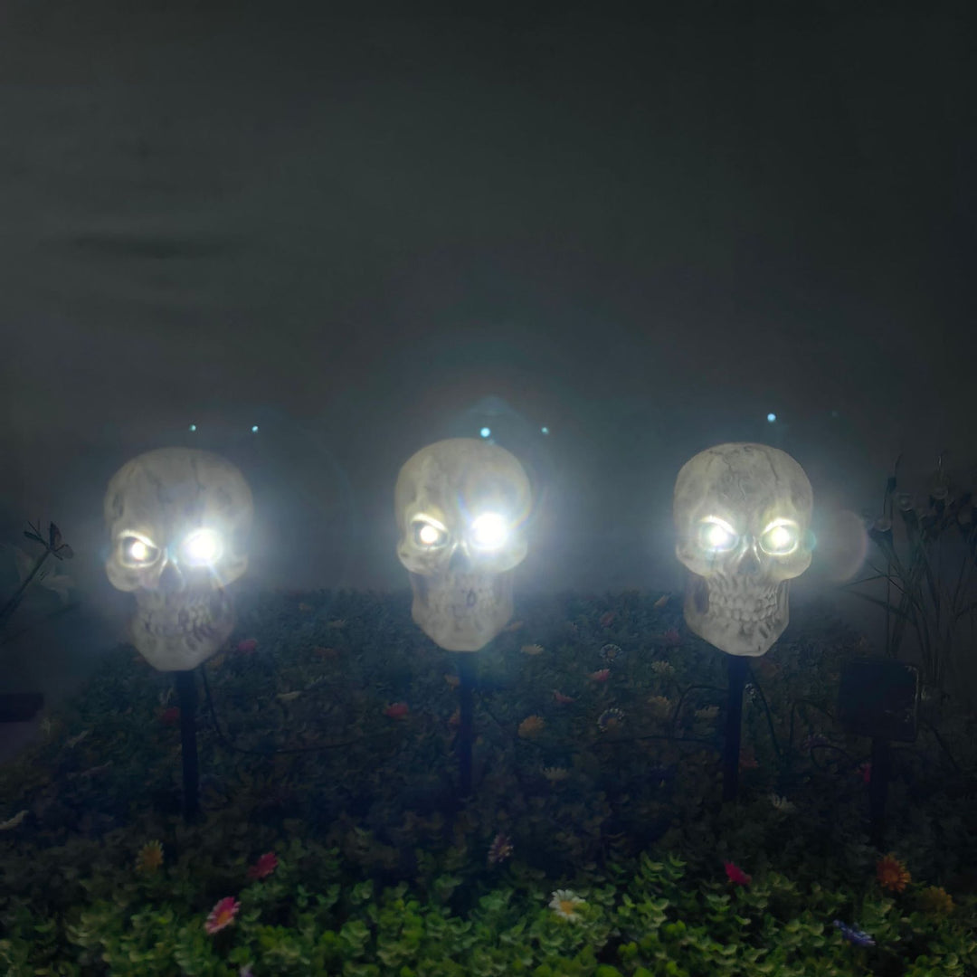 Kreative Skull Gartenlichter